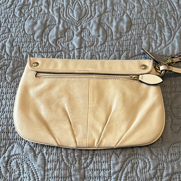 Cream color wristlet Coach - Picture 2 of 3